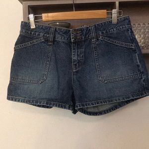 Old Navy Blue Jeans, hemmed, button back pockets, size 8, W30x L 3 inches